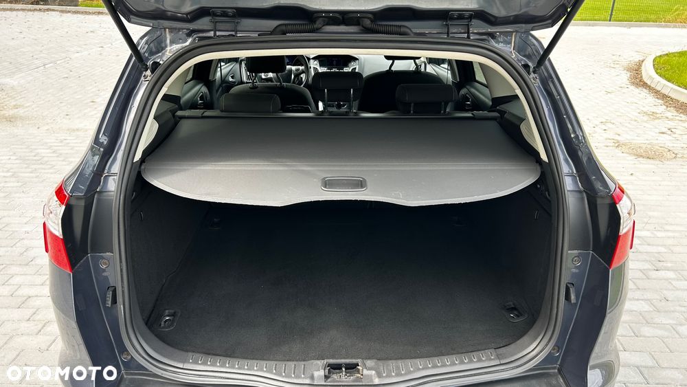 Ford Focus 1.6 EcoBoost Titanium - 19