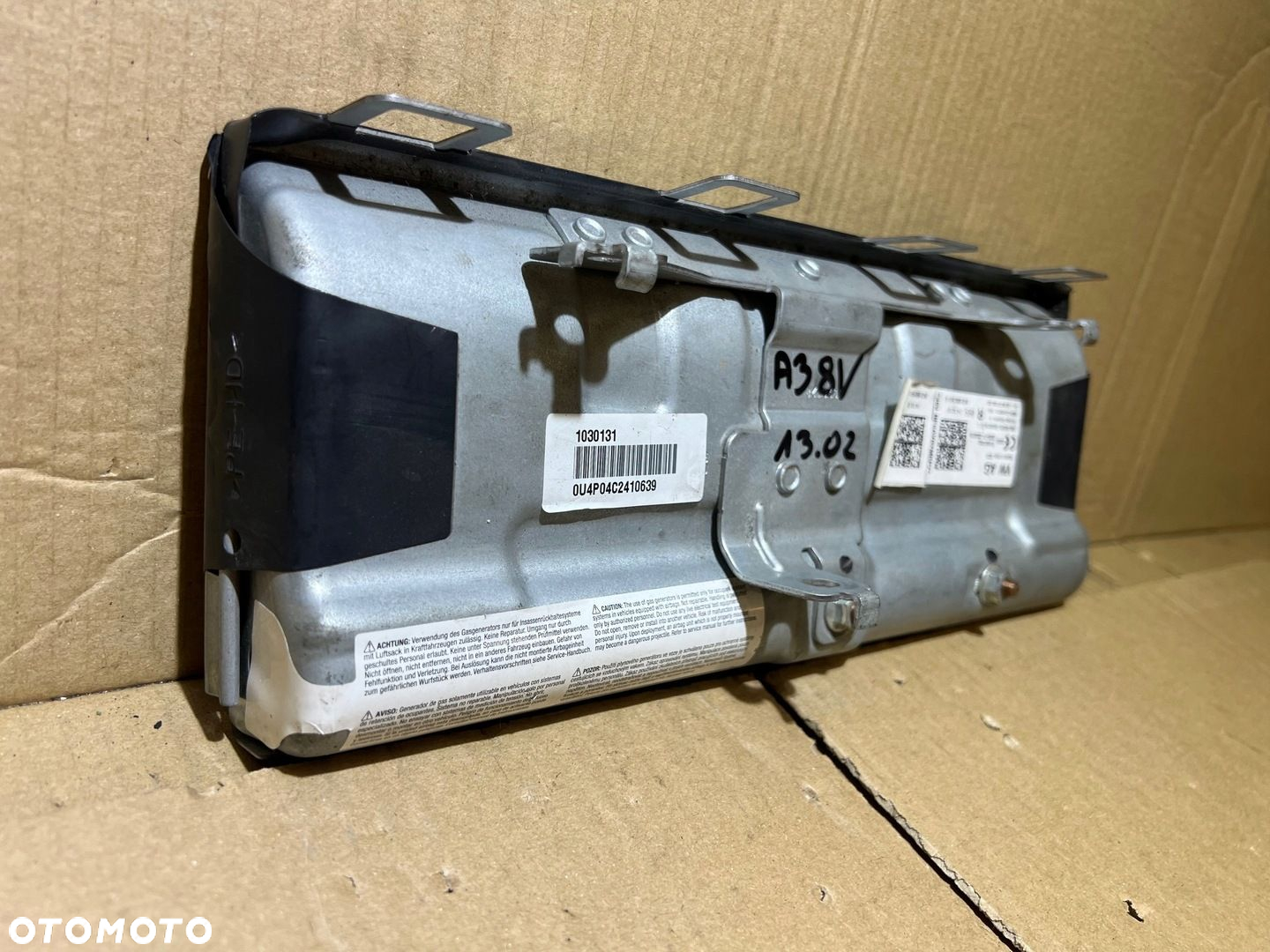 AUDI A3 8V AIRBAG PODUSZKA POWIETRZNA KOLANOWA AIR BAG 8V2880841A UK - 6