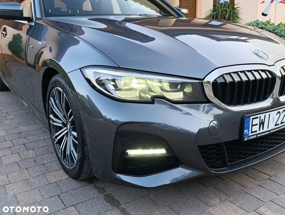 BMW Seria 3 330i M Sport sport - 40