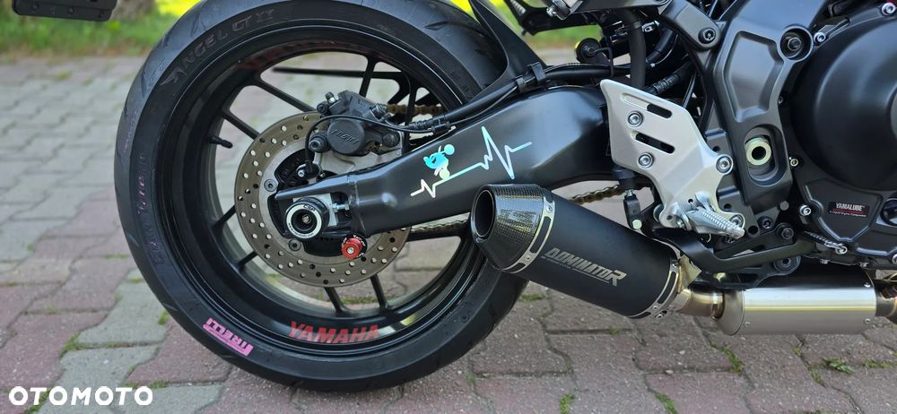 Yamaha MT - 7