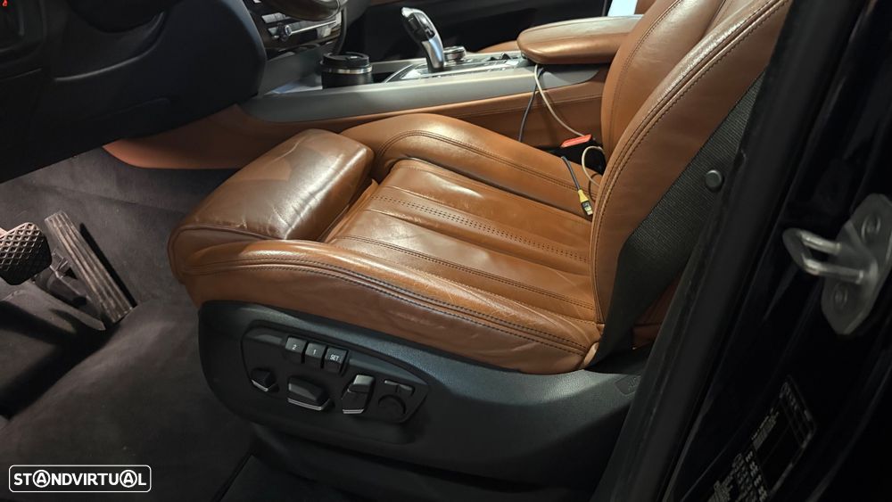 BMW X5 40e xDrive Pack M - 54