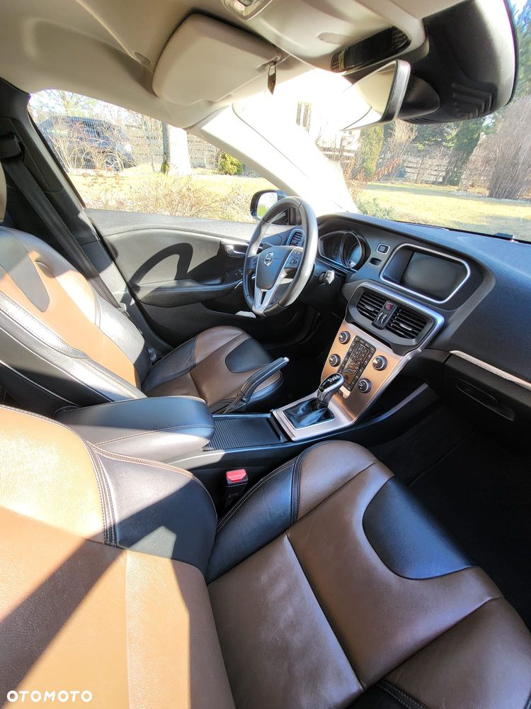 Volvo V40 T3 Drive-E Summum - 2