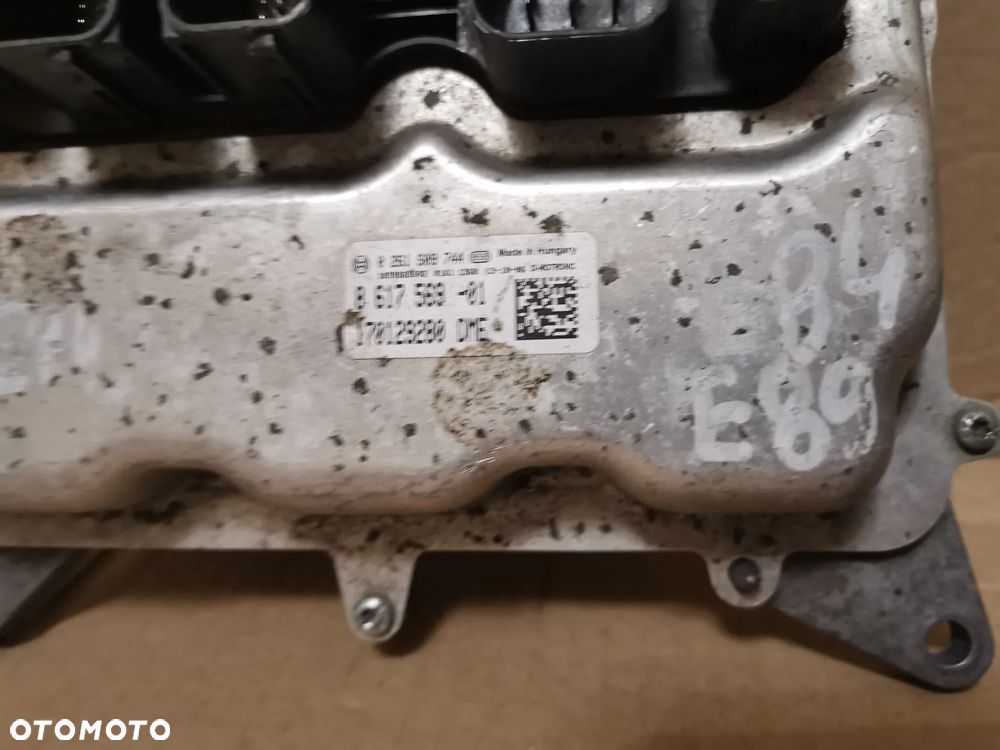BMW E84 X1 KOMPUTER STEROWNIK SILNIKA DDE 8617569 - 2