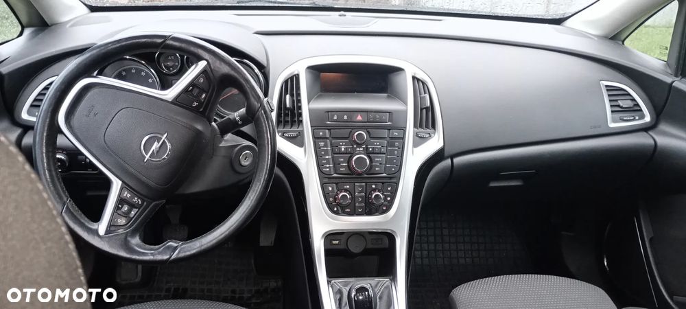 Opel Astra 1.4 Turbo Sports Tourer - 14