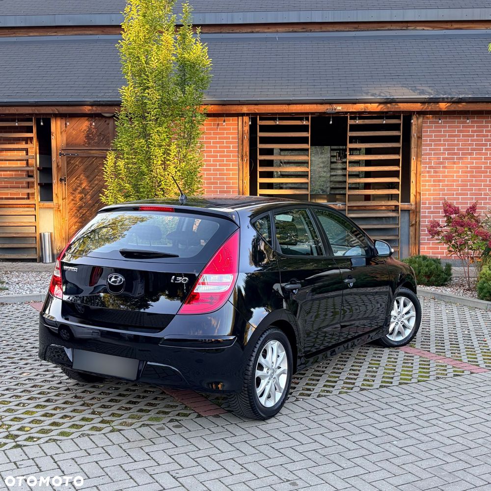 Hyundai i30 - 25