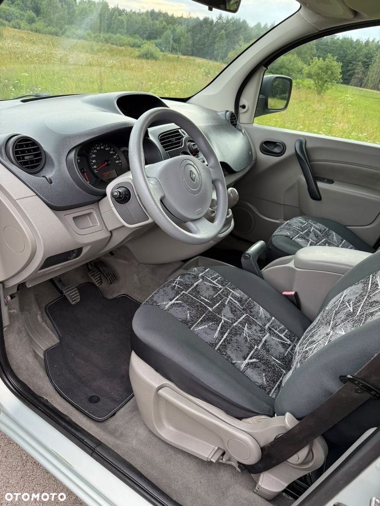 Renault Kangoo 1.6 8V Happy Family - 16