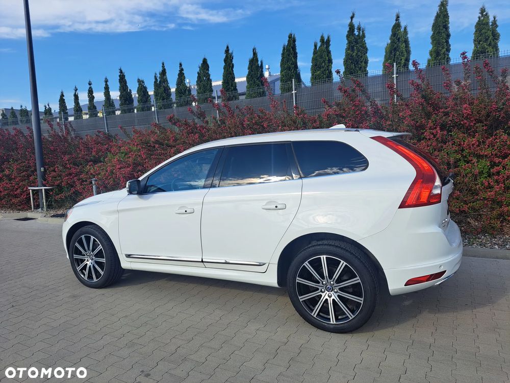 Volvo XC 60 T6 AWD Edition Pro - 12