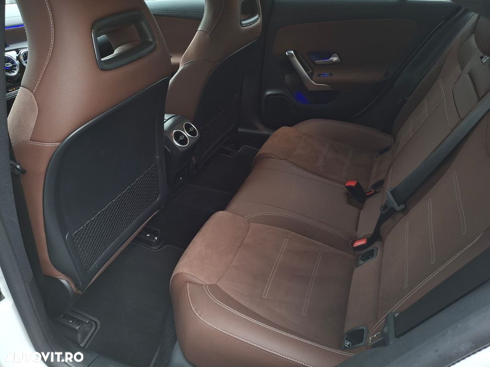 Mercedes-Benz CLA - 15