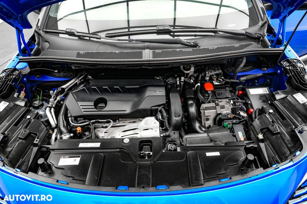 Peugeot 3008 PHEV EAT8 GT Pack - 28