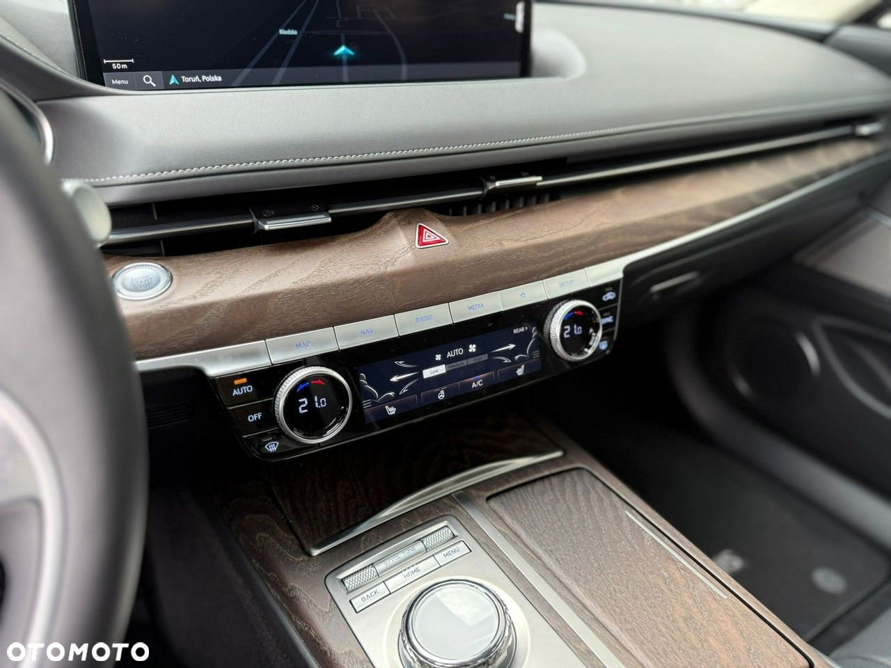 Genesis G80 - 22