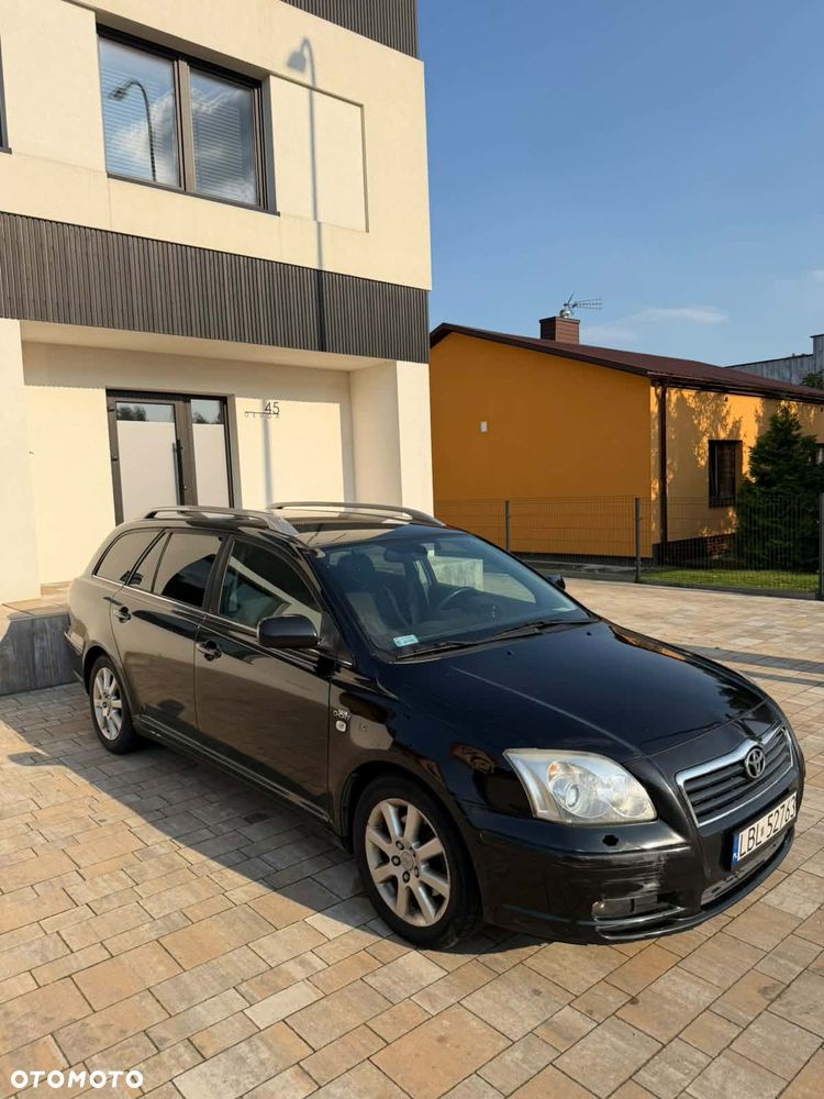Toyota Avensis - 9