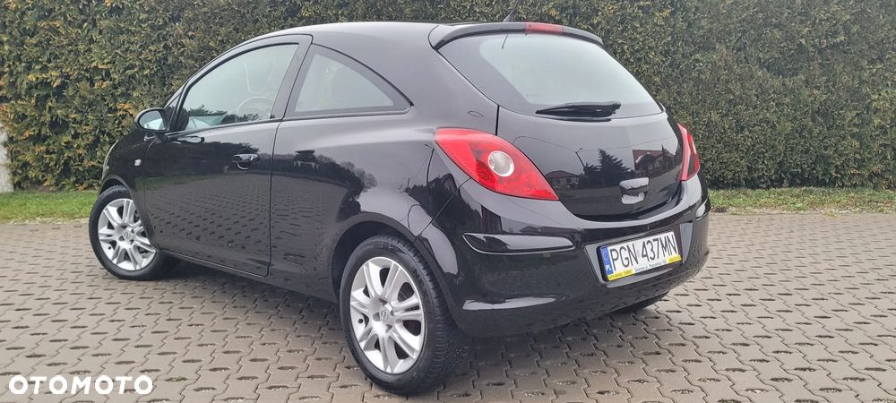 Opel Corsa 1.2 16V Limited Edition - 3