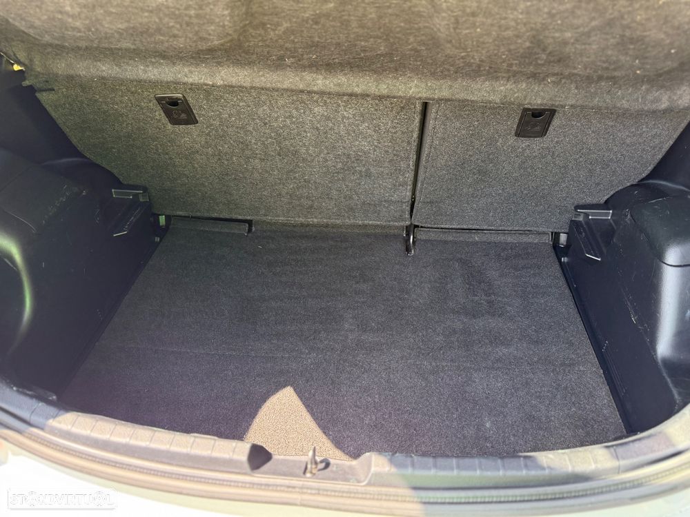 Toyota Yaris 1.4 D-4D Comfort+AC - 9