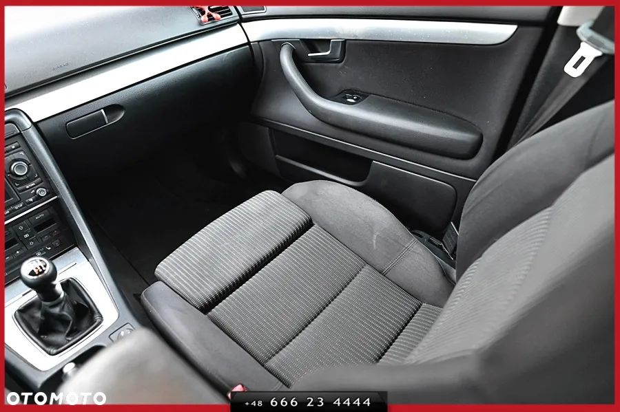 Audi A4 Limousine - 21