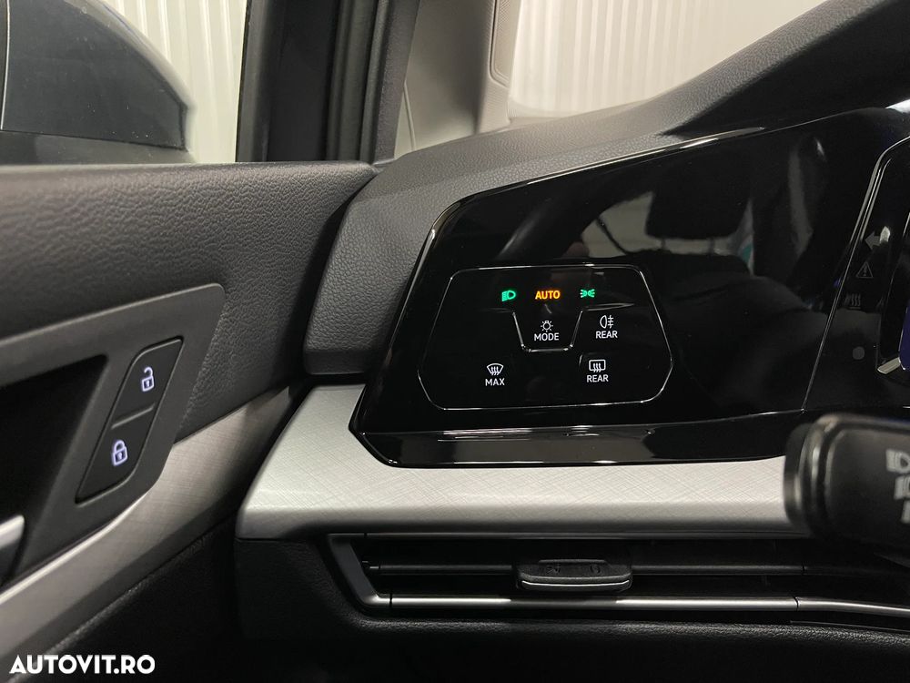 Volkswagen Golf 2.0 TDI SCR DSG Life - 22