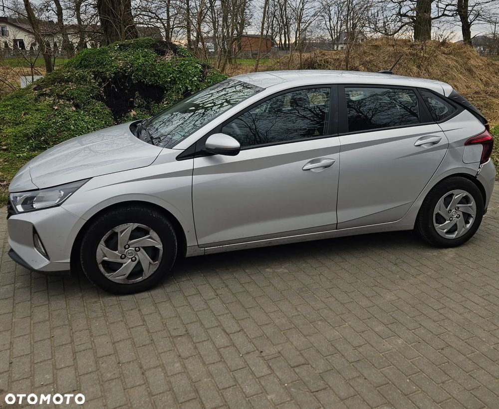 Hyundai i20 blue 1.2 Pure - 2