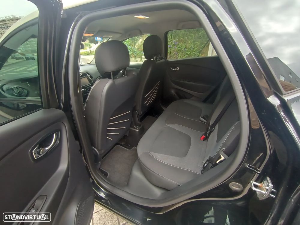 Renault Captur 1.5 dCi Exclusive - 22