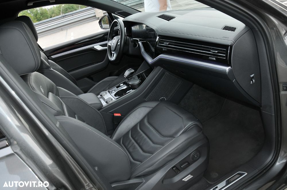 Volkswagen Touareg V6 TDI R-Style - 10