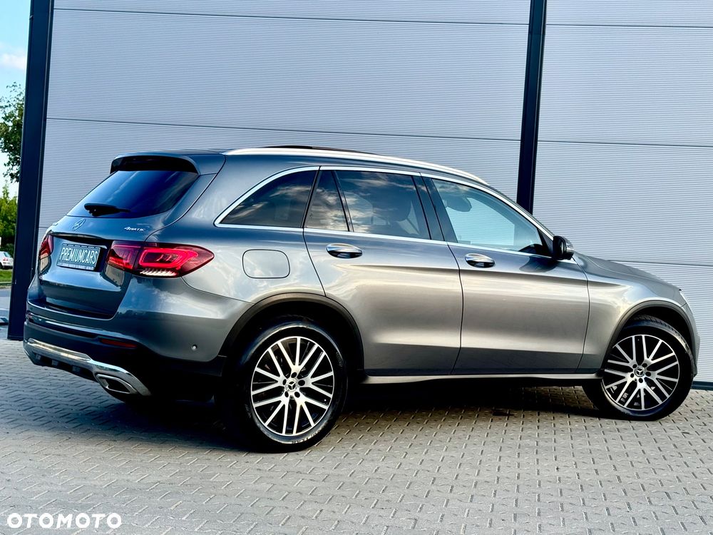 Mercedes-Benz GLC 220 d 4Matic 9G-TRONIC AMG Line Plus - 3