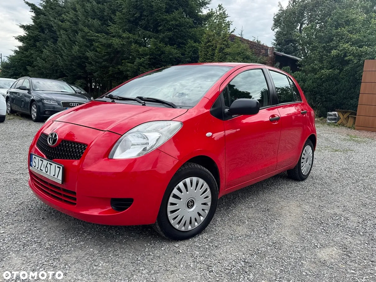 Toyota Yaris - 4
