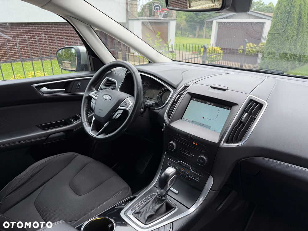 Ford S-Max 2.0 TDCi Titanium PowerShift - 16