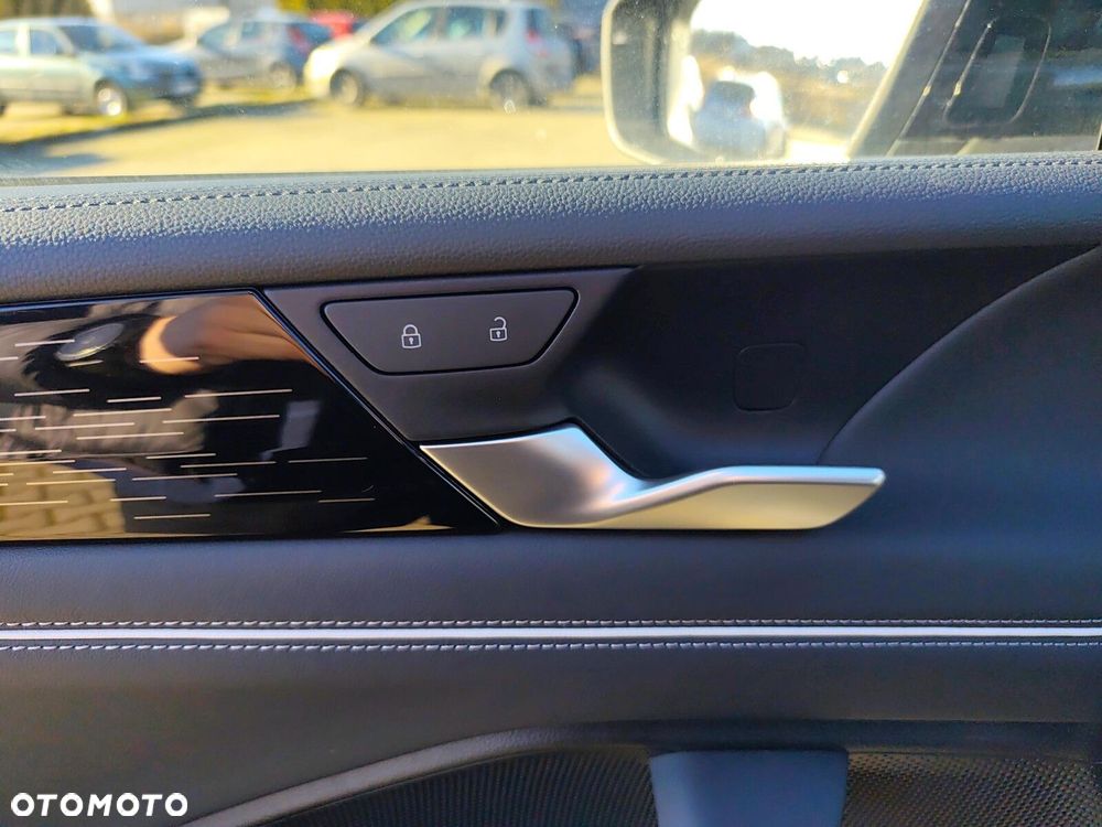 Volkswagen Tiguan - 24