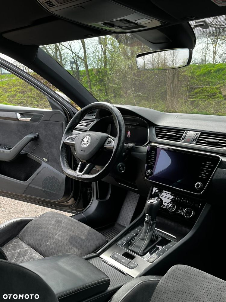 Skoda Superb 2.0 TDI SCR 4x4 Sportline DSG - 27