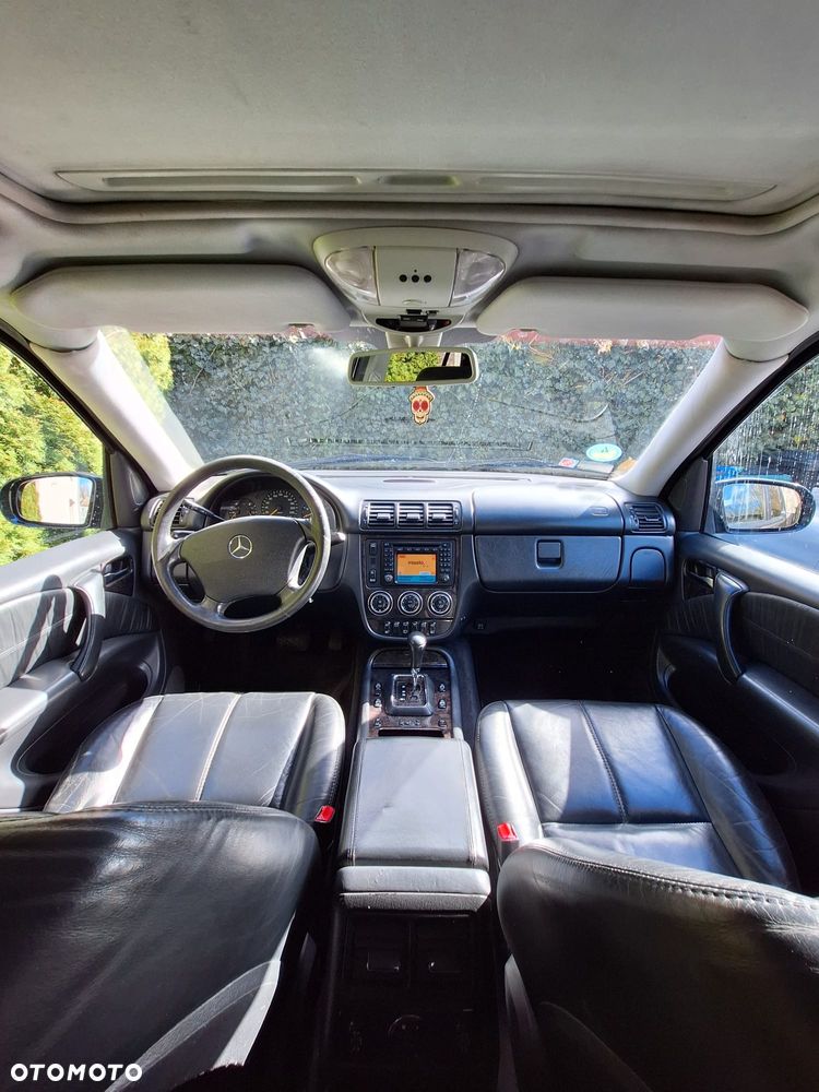 Mercedes-Benz ML - 13