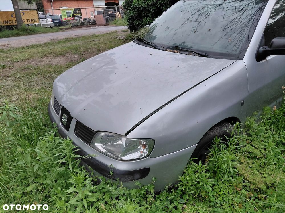 Części do Seat Cordoba I lift kombi Vario 1.9 sdi 2001r. BŁOTNIK PRZÓD prawy lewy - 2