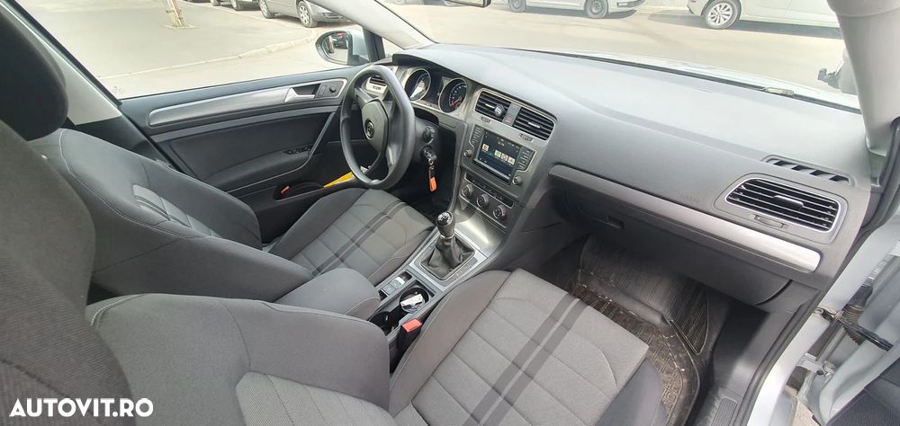 Volkswagen Golf 1.6 TDI DPF Style - 5