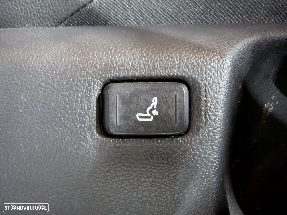 Toyota C-HR 1.8 Hybrid Exclusive+P.Luxury - 24