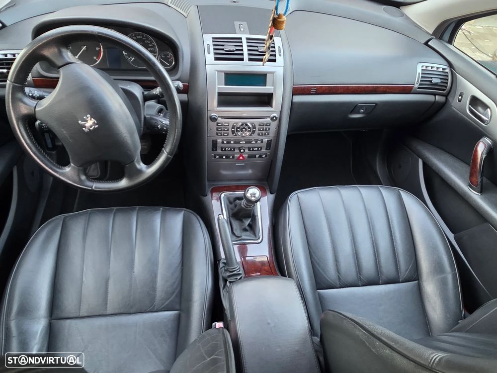Peugeot 407 SW 2.2 HDi Executive - 24