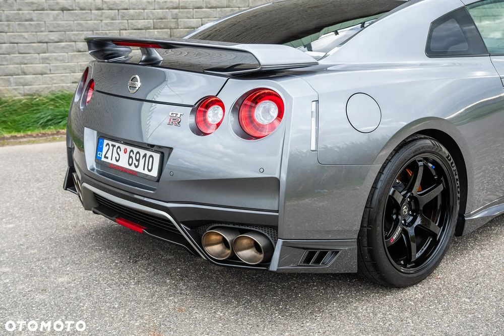 Nissan GT-R Track Edition - 13