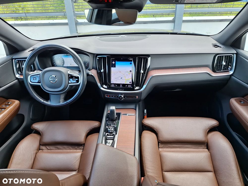 Volvo V60 Cross Country Pro B5 B AWD - 40
