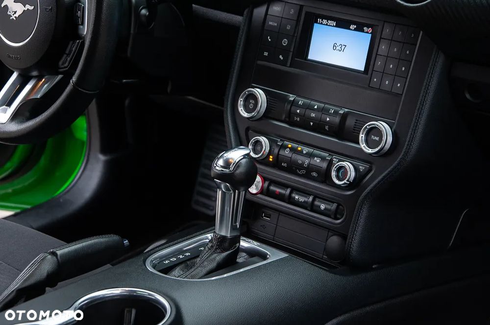 Ford Mustang 2.3 EcoBoost - 23