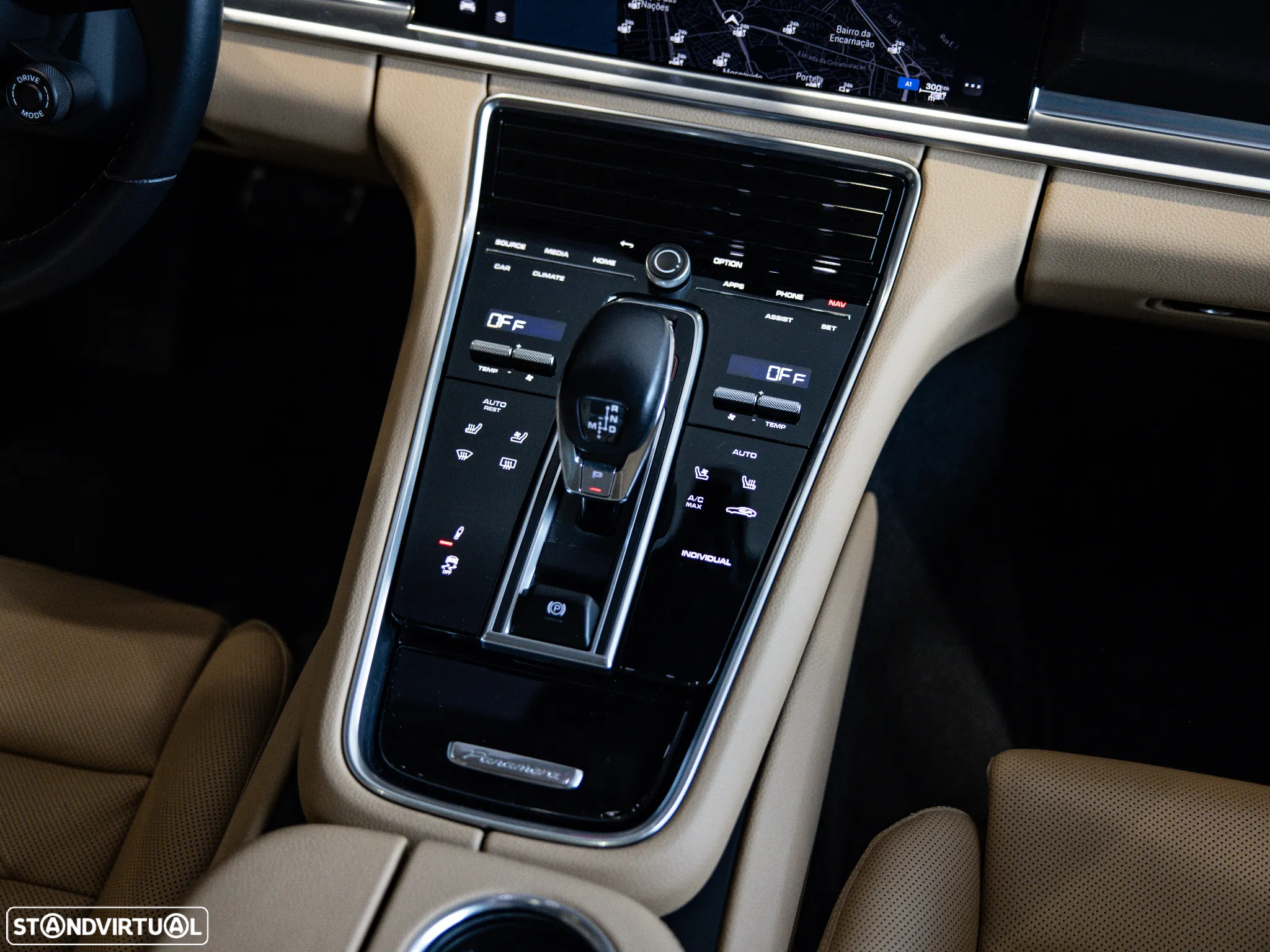 Porsche Panamera Sport Turismo 4 E-Hybrid Platinum Edition - 35
