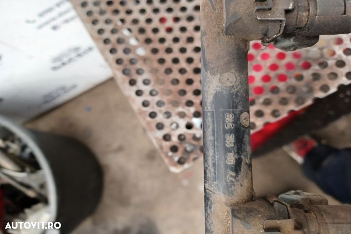 Rampa injectoare 7700112519 Renault Megane 1 [facelift] [1999 - 2003] - 1