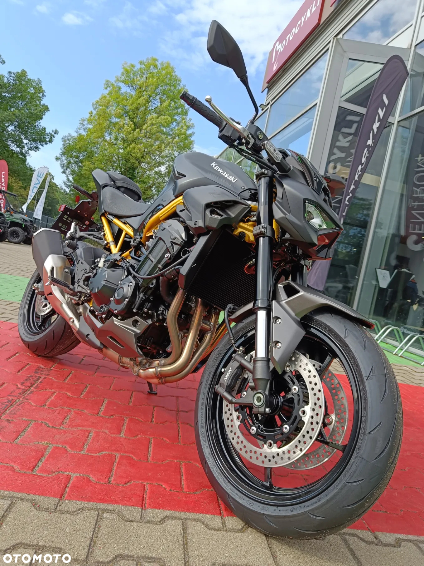 Kawasaki Z 900 - 16