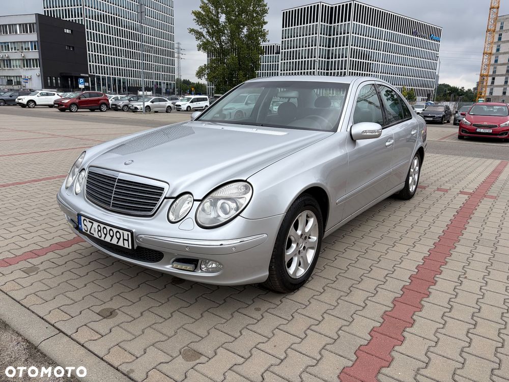 Mercedes-Benz Klasa E 200 CDI Classic - 19