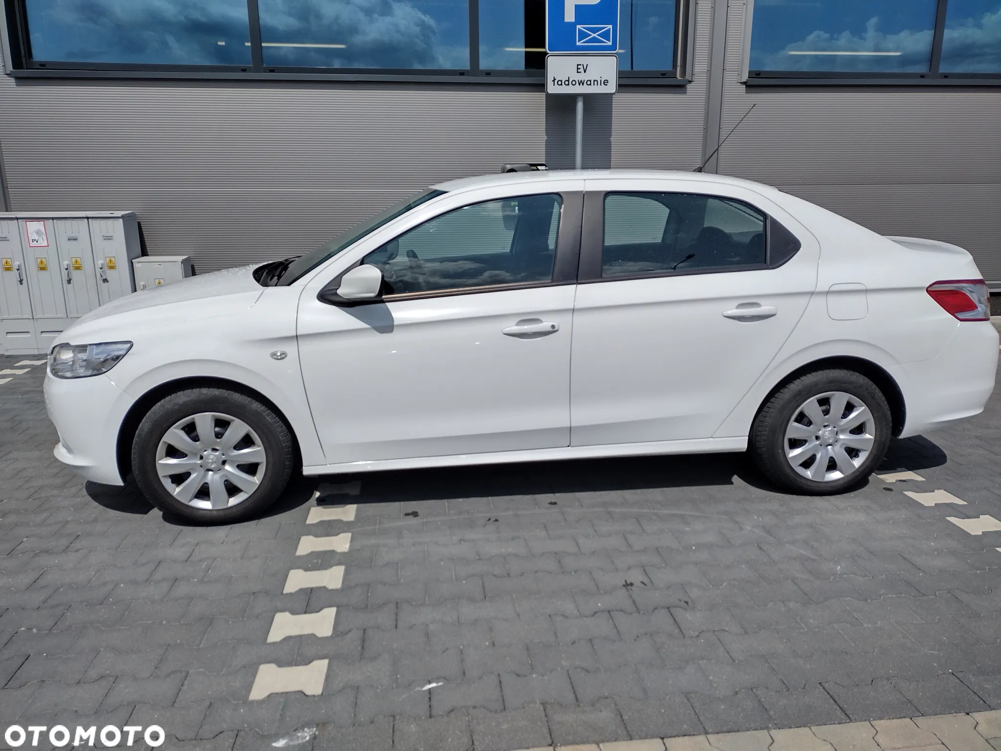 Peugeot 301 1.2 VTi/Pure Tech Active - 3