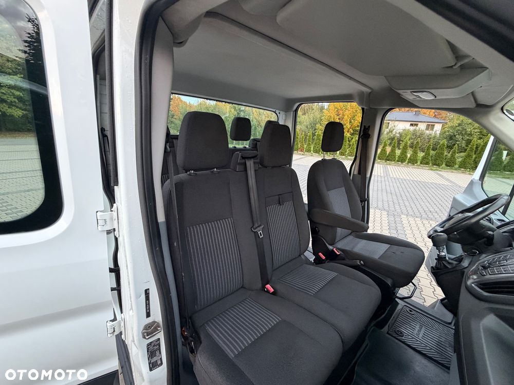 Ford Transit - 30