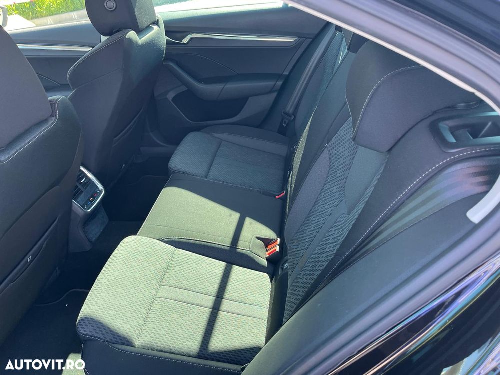Skoda Octavia 1.0 TSI DSG Mild Hybrid Style - 9