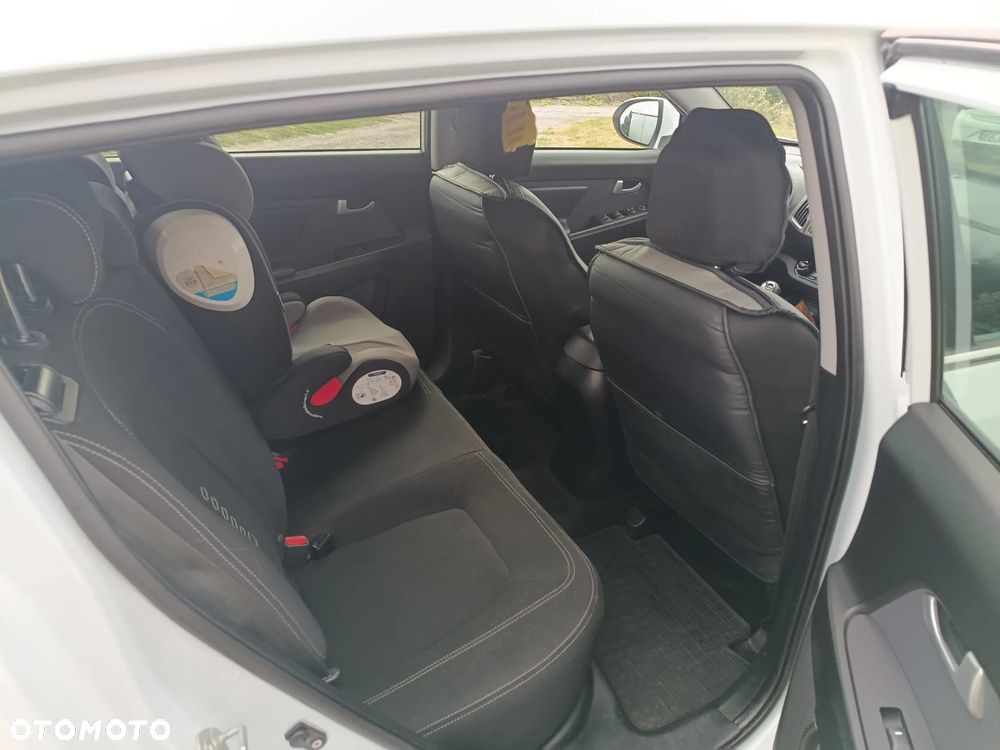 Kia Sportage 1.7 CRDI L 2WD - 9