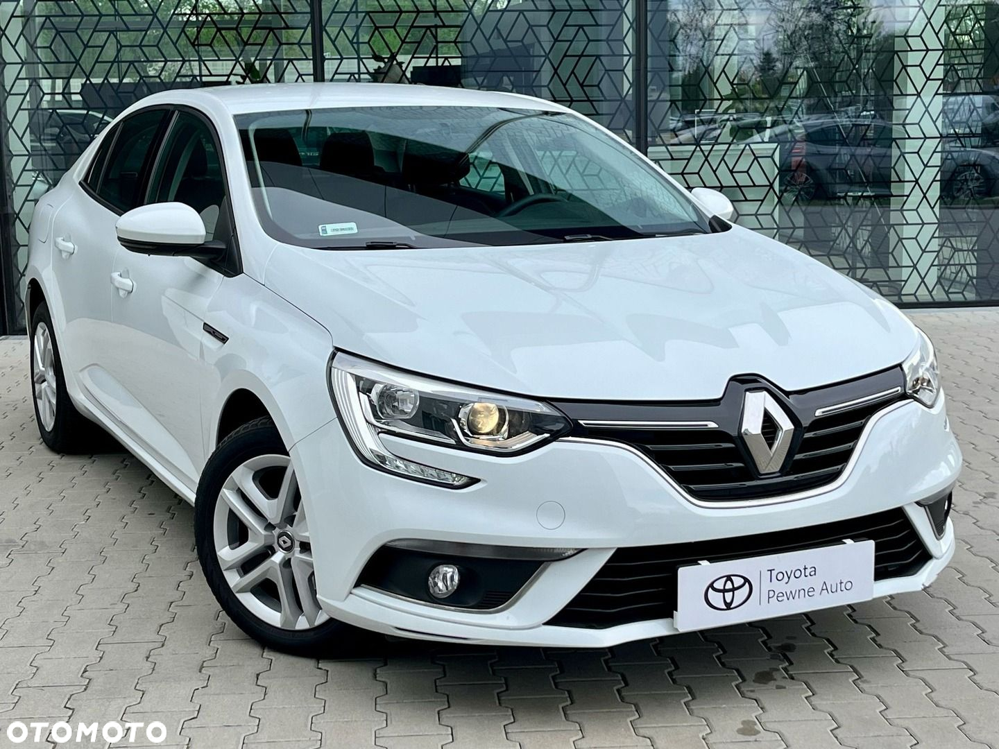 Renault Megane 1.3 TCe FAP Limited - 8