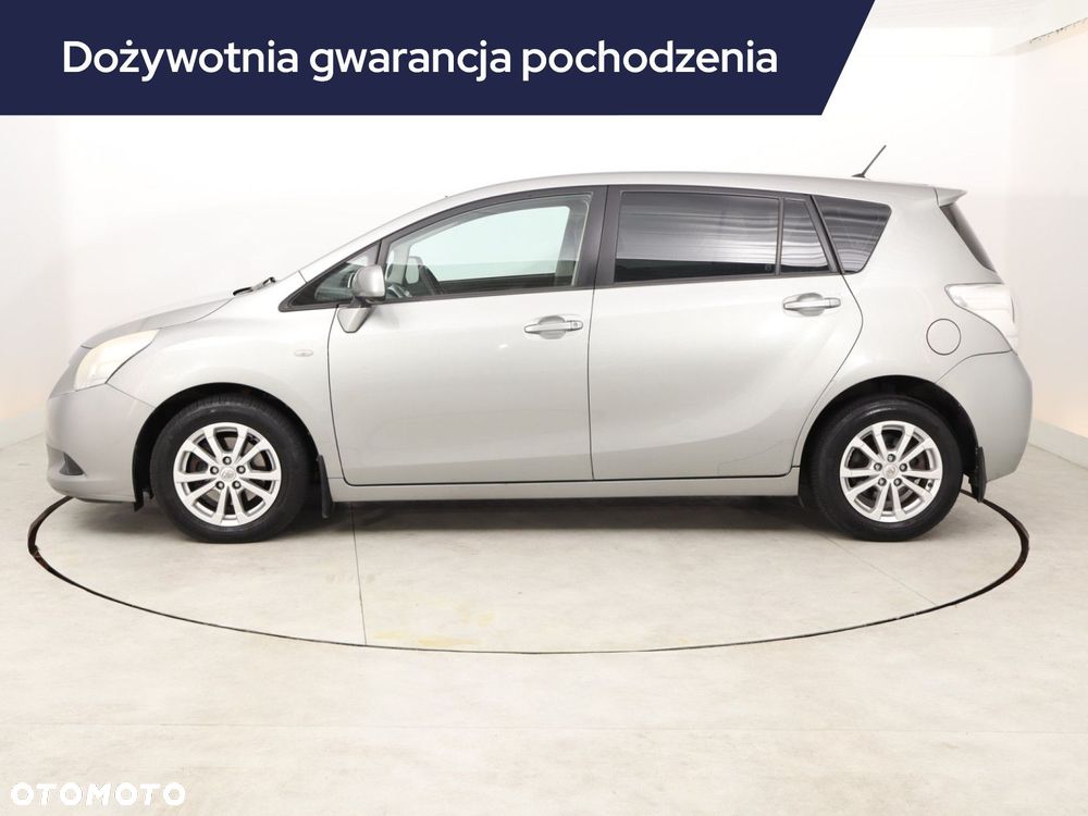 Toyota Verso - 4