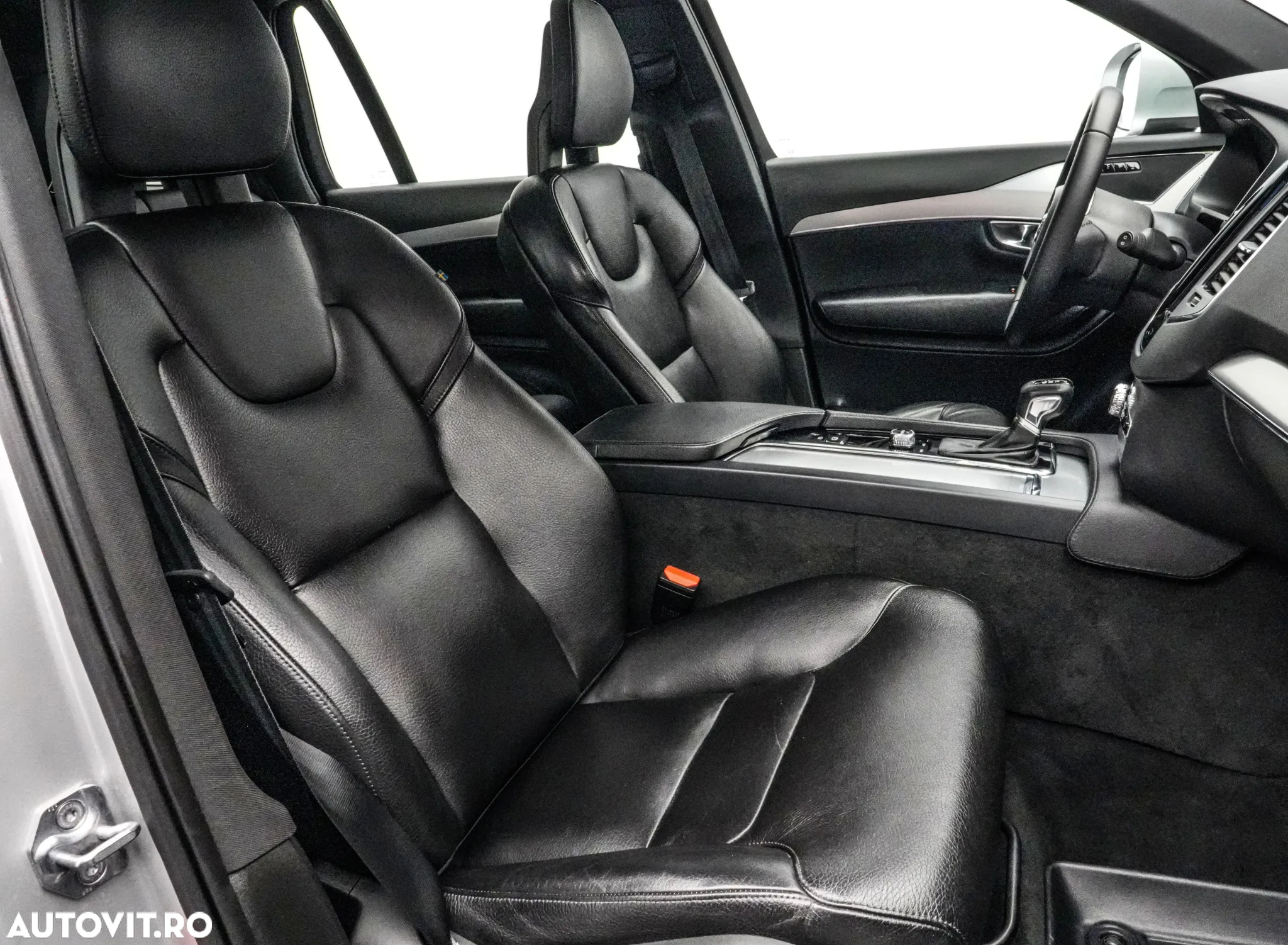 Volvo XC 90 D5 AWD Momentum - 12