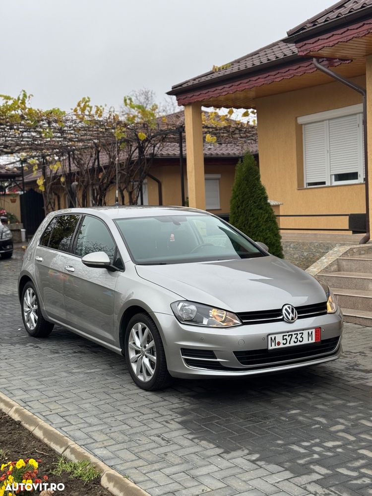 Volkswagen Golf - 6