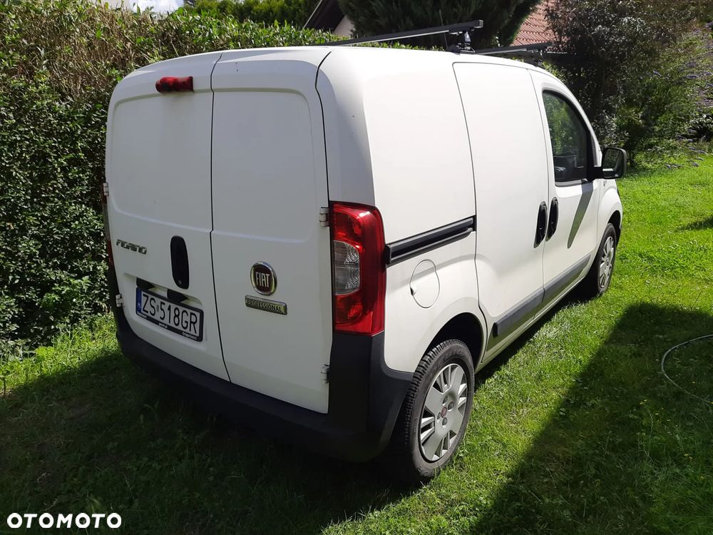 Fiat Fiorino Kombi 8V Base - 2