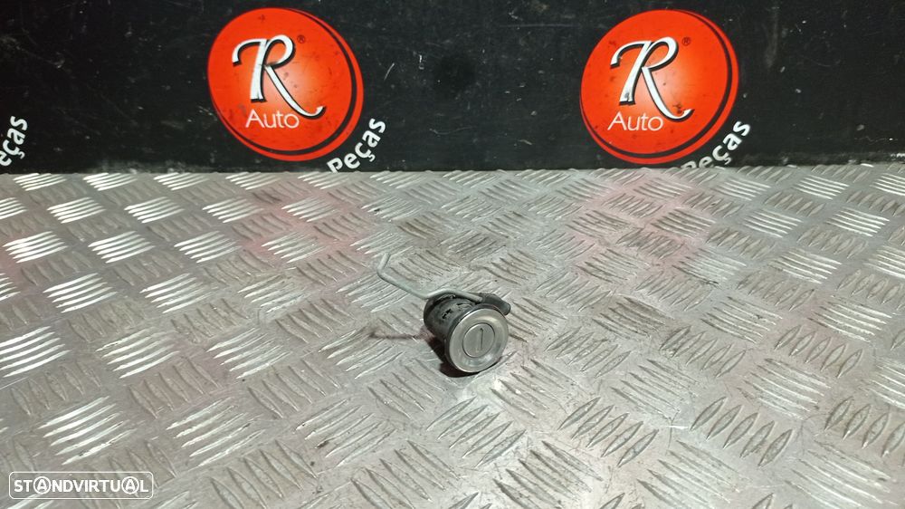 Canhão Porta Frente Esquerda Fiat Punto (188_) - 1