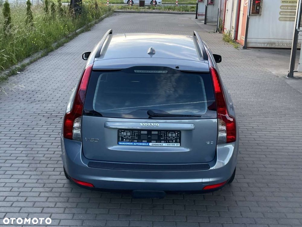 Volvo V50 - 11